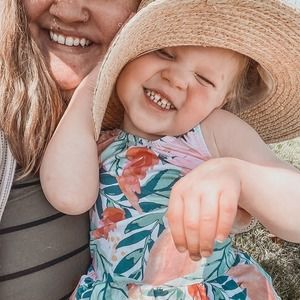 Meet your Posher, Carlee